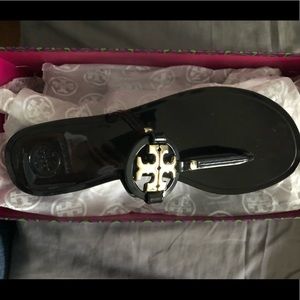 Brand New Tory Burch Mini Miller flat thong
